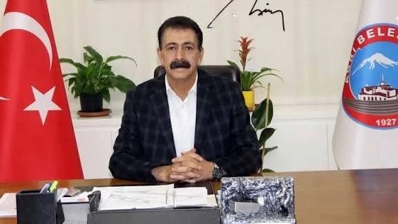 Ağrı Belediye Eş Başkanı Mehmet Akkuş Hayatını Kaybetti