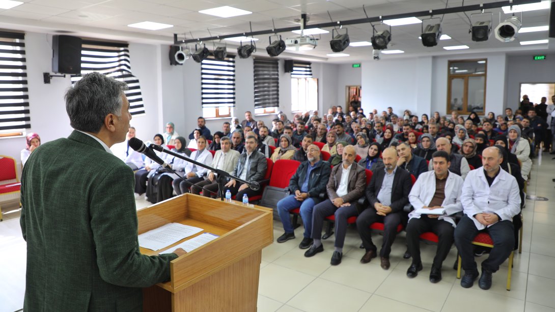 Ağrı’da İl Milli Eğitim Müdürü Çakan’dan Velilere Önemli Mesajlar