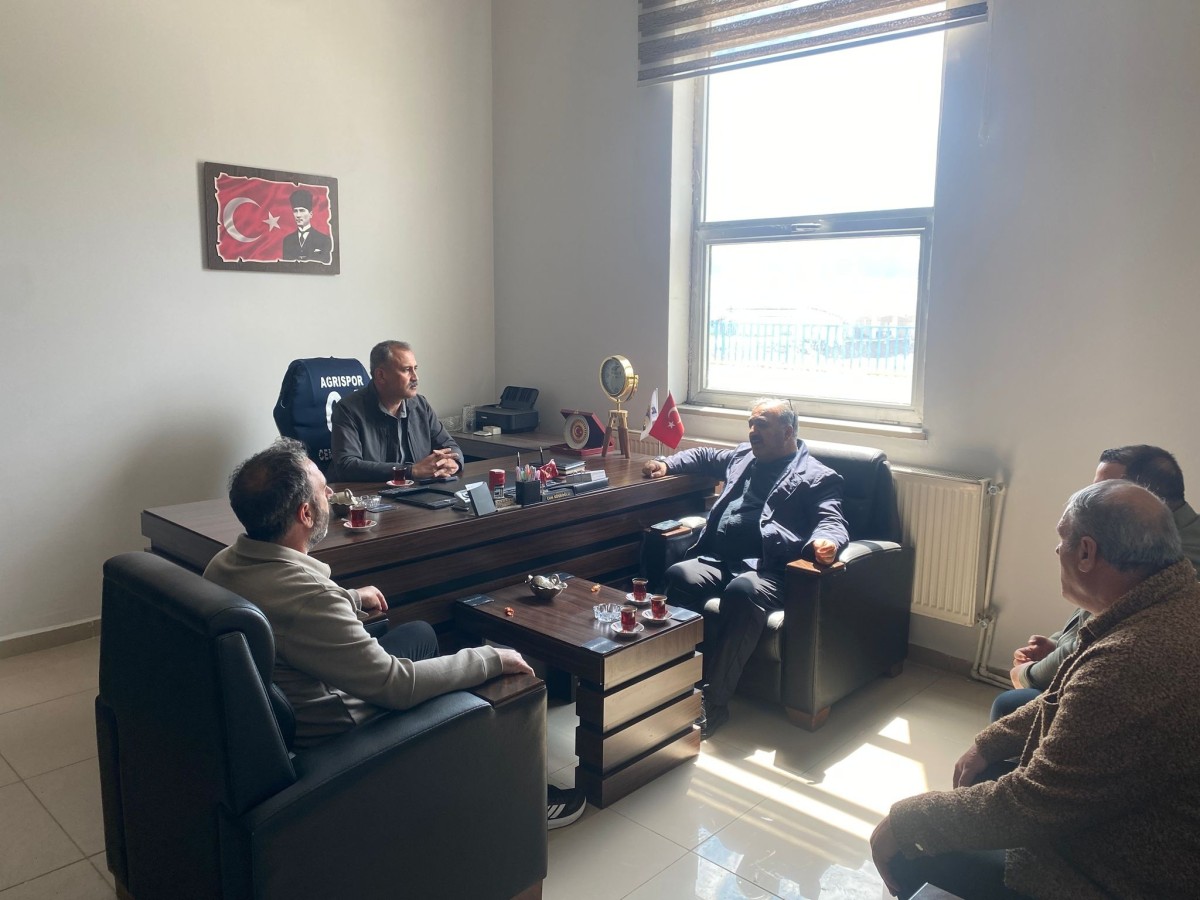 Vali Bozkurt Bayram Dönüşü Otogarda İncelemelerde Bulundu